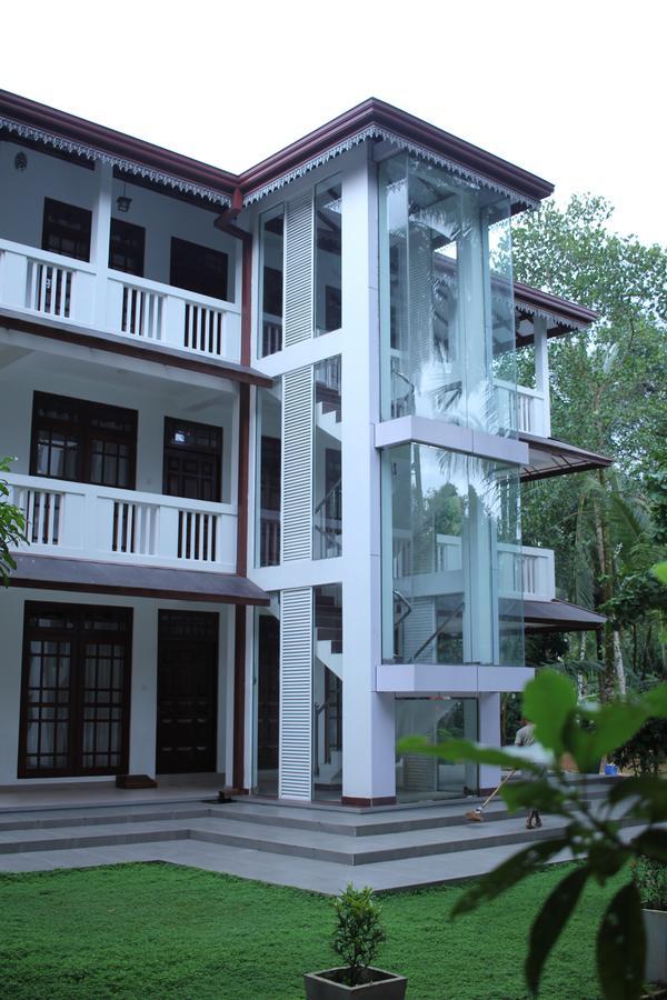 Gem Field Rest Bed & Breakfast รัตนปุระ ภายนอก รูปภาพ